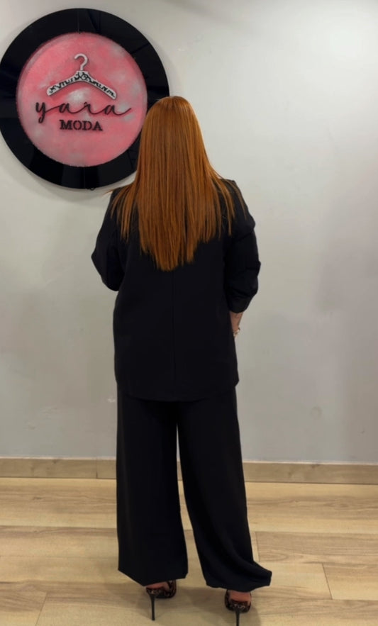Traje "Power Black"