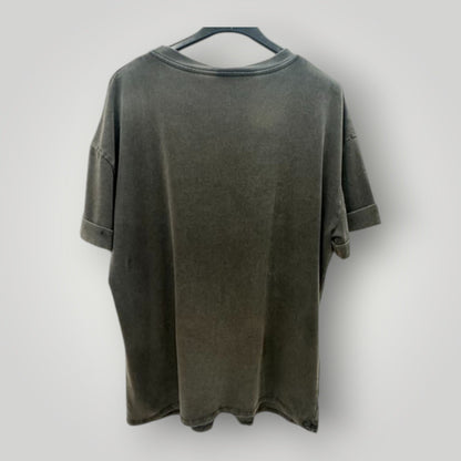 Camiseta negra con lazo animal print